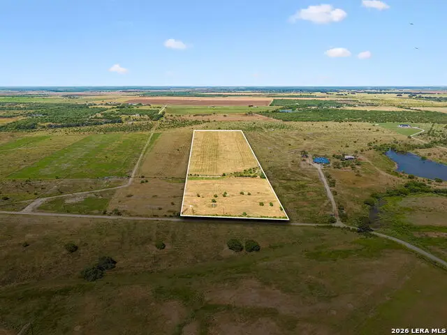 4332 Cr 132, Floresville, TX 78114 - #1