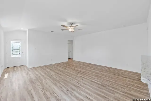 11503 Woodpecker Dr, San Antonio, TX 78223 - #2