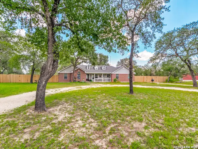 335 Spur Rdg, San Antonio, TX 78264 - #1