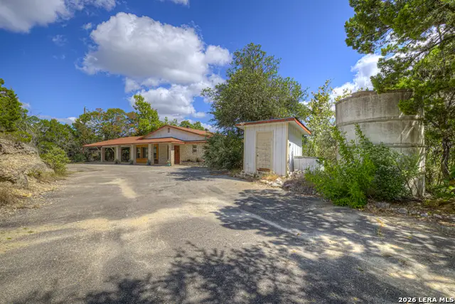 447 Madrona Dr, New Braunfels, TX 78132 - #3
