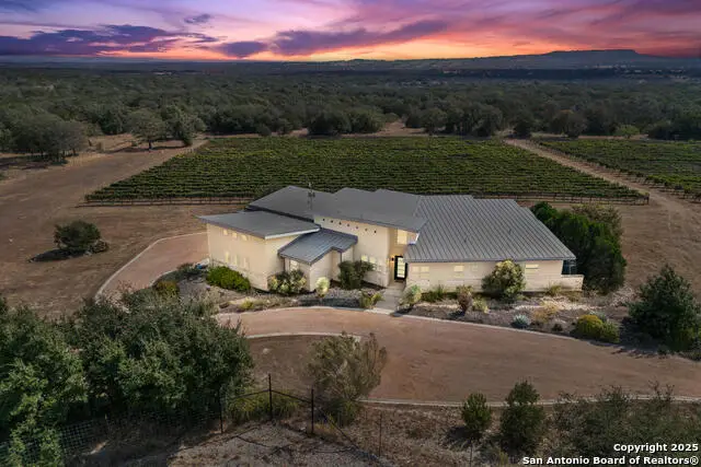 1758 Lincoln Smith Rd, Round Mountain, TX 78663 - #1