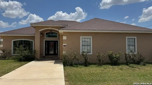 116 View Dr, Eagle Pass, TX 78852 - #3