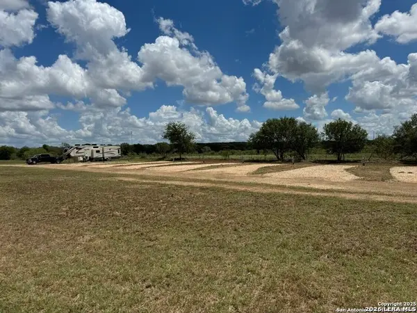 133 Wheeler, Stockdale, TX 78160
