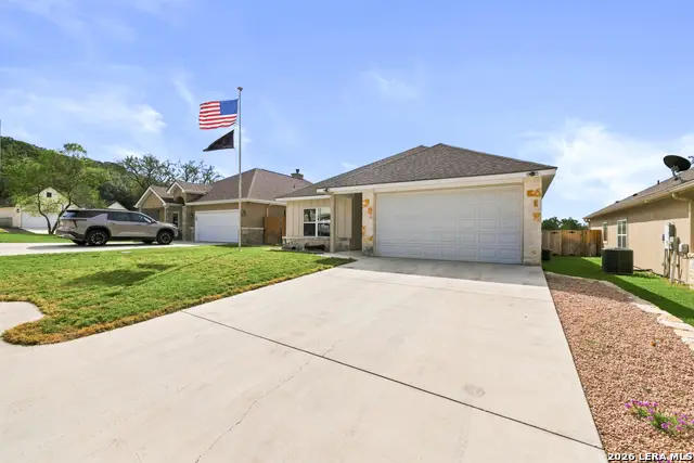 1153 Norfolk Ln, Kerrville, TX 78028 - #3