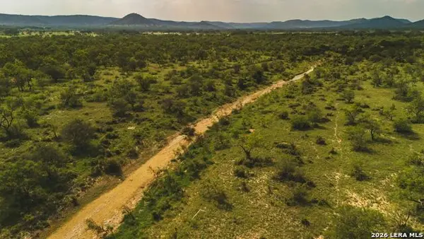 33309 Texas 55, Uvalde, TX 78801