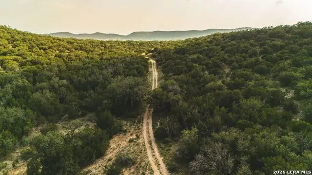 33309 Texas 55, Uvalde, TX 78801 - #2