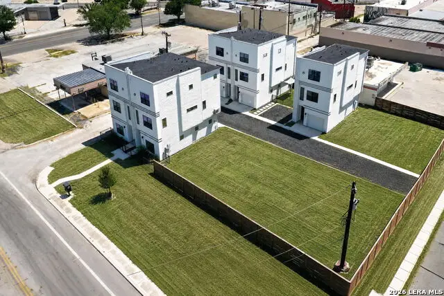 3214 N Elmendorf St #102, San Antonio, TX 78201 - #1