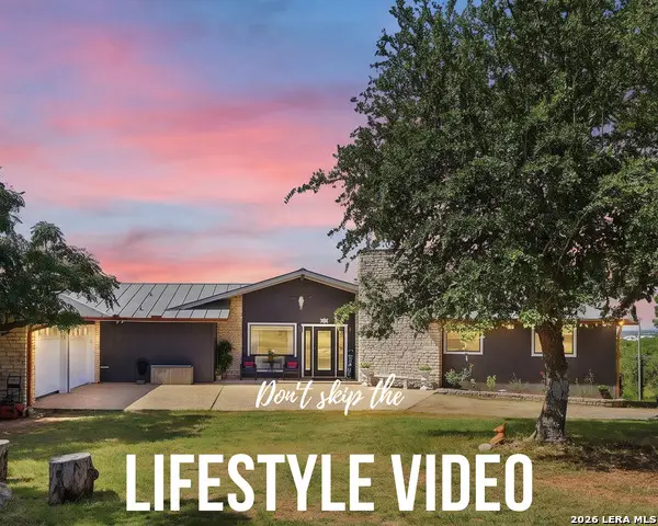 862 Indian Creek Loop, Kerrville, TX 78028 - #1