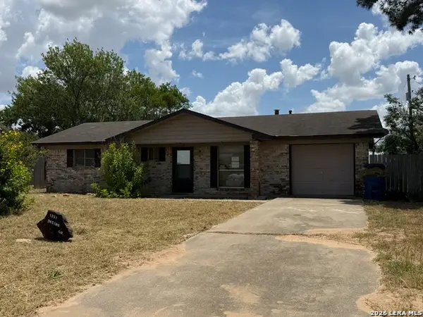 1257 Encino, Pleasanton, TX 78064