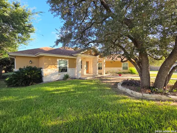 367 River Park Dr, New Braunfels, TX 78130