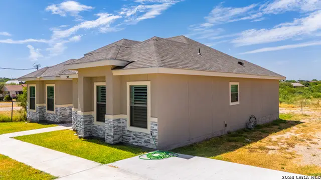 3853 White Tail Dr, Eagle Pass, TX 78852 - #2