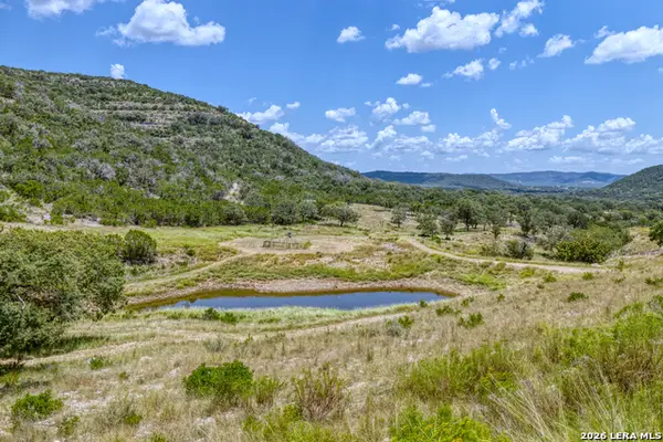 2242 Patterson Creek Rd, Leakey, TX 78873