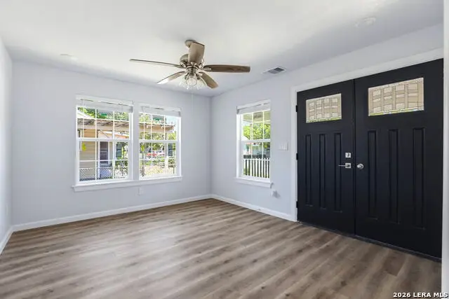 1326 W Winnipeg Ave, San Antonio, TX 78225 - #3