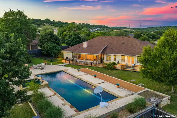 140 Oak Hampton Trail, Ingram, TX 78028