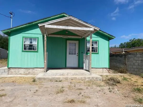1717 Calle Ginebra, Eagle Pass, TX 78852