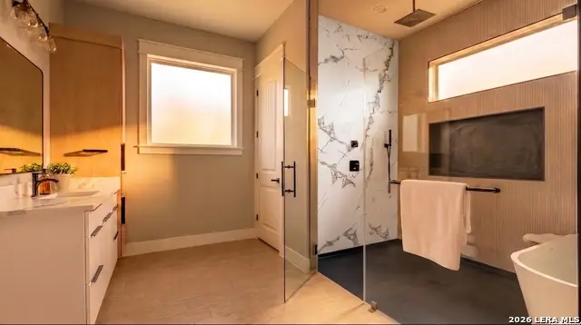 120 Pioneer, La Vernia, TX 78121 - #3
