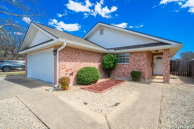 217 Coronado Cir, Kerrville, TX 78028 - #1
