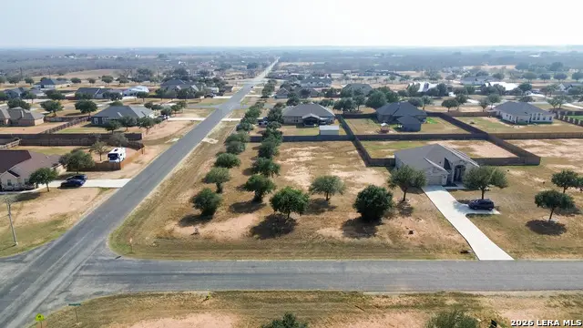165 E Medium Meadow Dr, Lytle, TX 78052 - #1