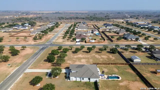 165 E Medium Meadow Dr, Lytle, TX 78052 - #2