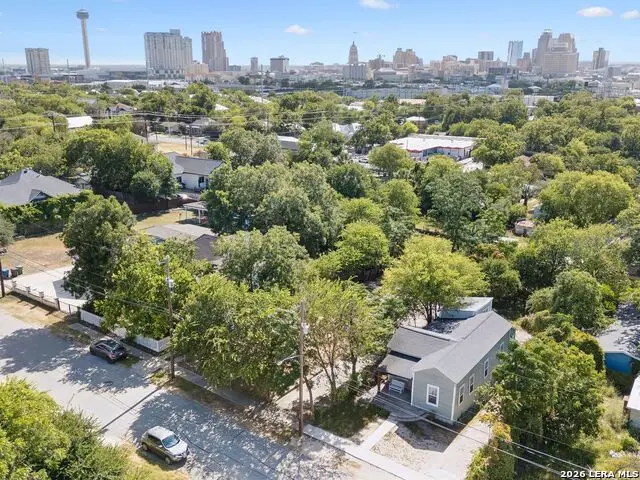 1121 N Olive Street, San Antonio, TX 78202 - #1