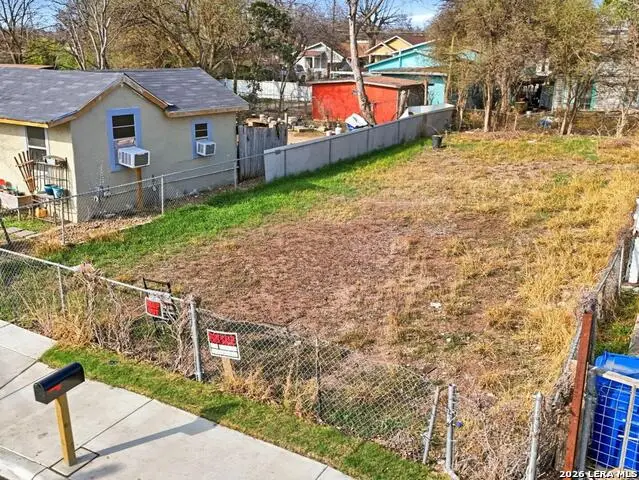 2229 S Trinity St, San Antonio, TX 78207 - #1