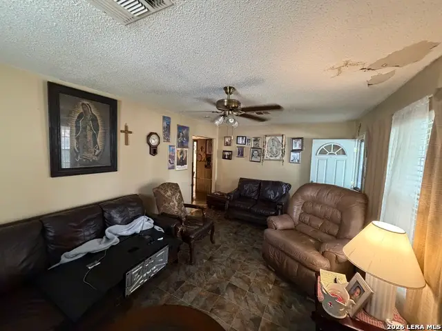 219 Baird, San Antonio, TX 78228 - #2