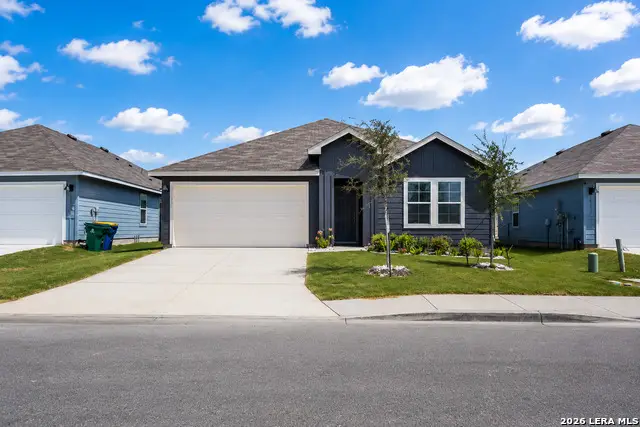 1004 Village Run, Seguin, TX 78155 - #1