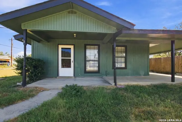 216 N Tom, Poth, TX 78147 - #1