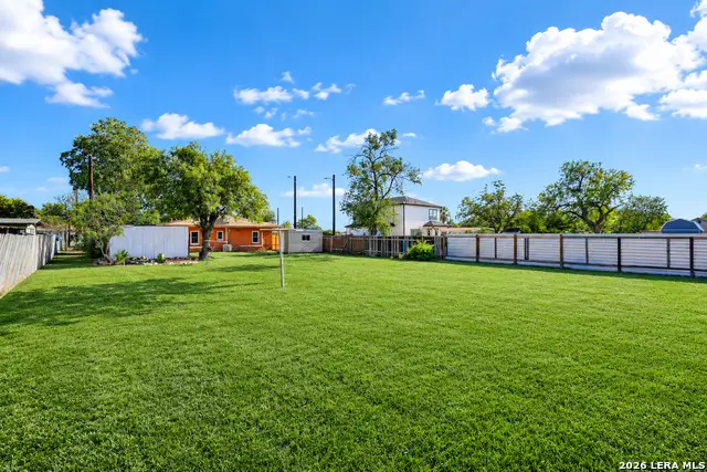 1206 W Villaret Blvd, San Antonio, TX 78224 - #2