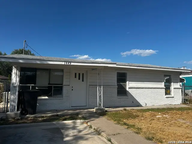 1449 Juanita Dr, Eagle Pass, TX 78852 - #2