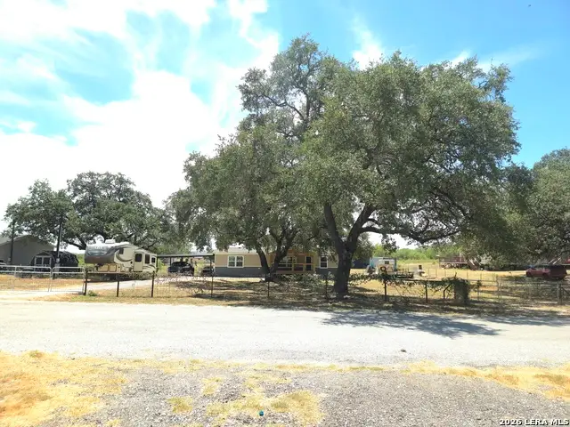 700 Avery Cir, Poteet, TX 78065 - #2