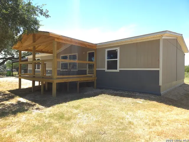 700 Avery Cir, Poteet, TX 78065 - #3