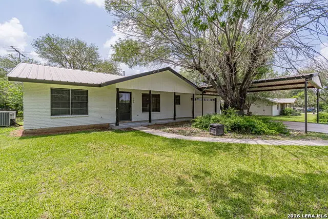 506 Magnolia, Jourdanton, TX 78026 - #3