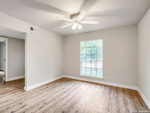 231 Meadow Path Dr, San Antonio, TX 78227 - #3