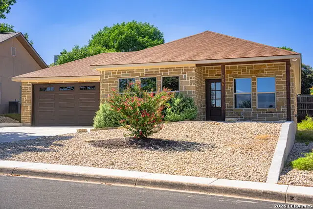 706 Oak Valley Dr, Kerrville, TX 78028 - #2