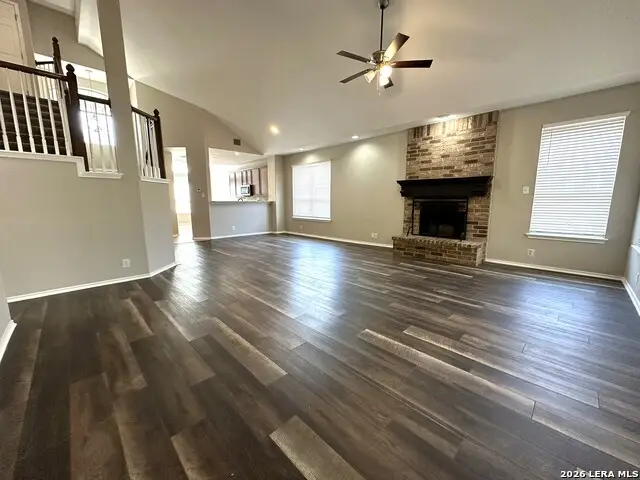 756 San Luis, New Braunfels, TX 78132 - #3