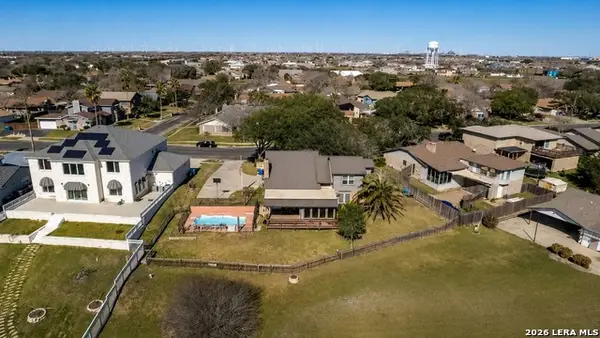 928 Waterview St, Portland, TX 78374