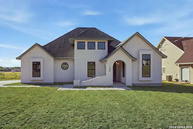 186 Spring Creek Cir, Bandera, TX 78003 - #1
