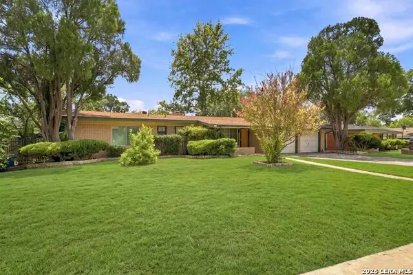 110 Clubhill Dr, San Antonio, TX 78228