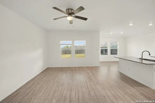 2708 Iberia Ct, Seguin, TX 78155 - #3