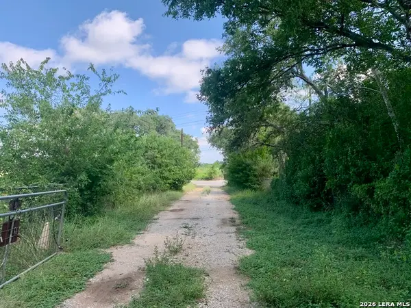 12330 Lower Seguin Rd, Schertz, TX 78154