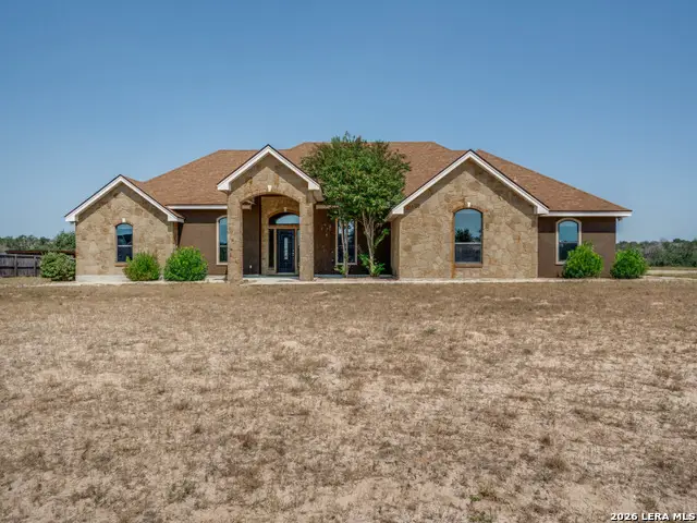 201 Abrego Lake, Floresville, TX 78114 - #3