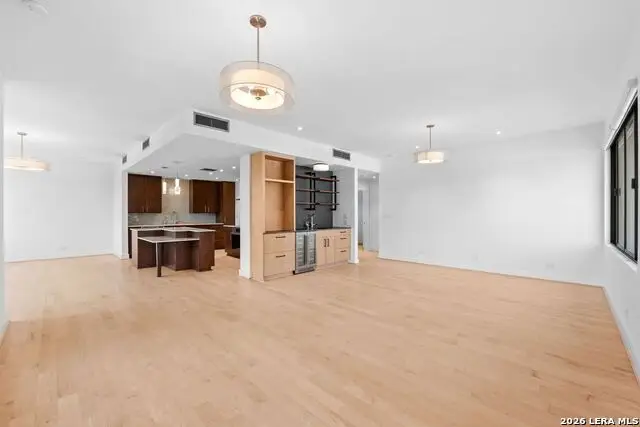 4001 N New Braunfels #APT 302A, San Antonio, TX 78209 - #3