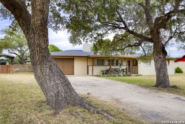 117 Hilltop Dr, Kerrville, TX 78028 - #1