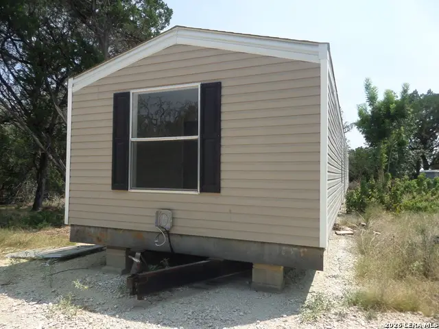 698 Scenic Dr, Bandera, TX 78003 - #2