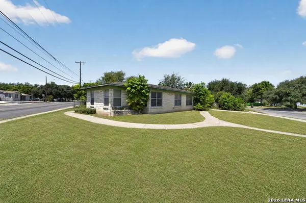 111 Laddie Pl, San Antonio, TX 78201
