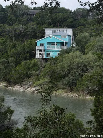 272 Plum Cove Rd, Lakehills, TX 78063 - #1