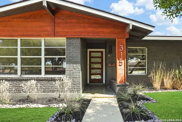315 Stockton Dr, San Antonio, TX 78216 - #2