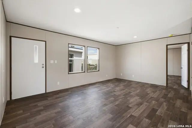 136 Parkview, Floresville, TX 78114 - #3