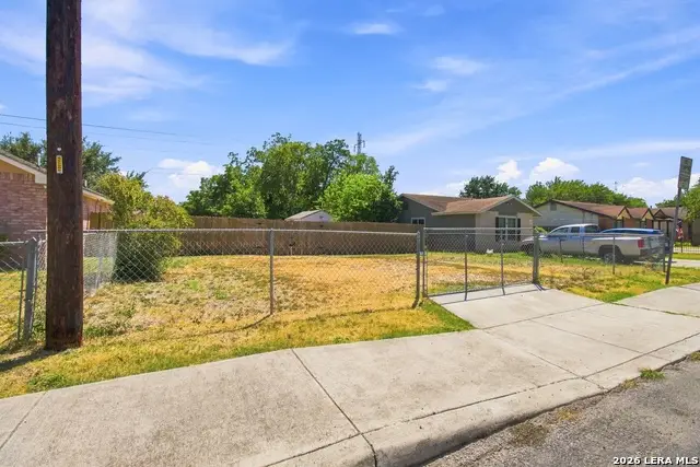 614 Whitman Ave, San Antonio, TX 78211 - #3